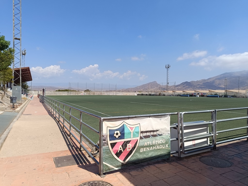Campo municipal de fútbol Jerónimo Rodríguez / Pistas de pádel