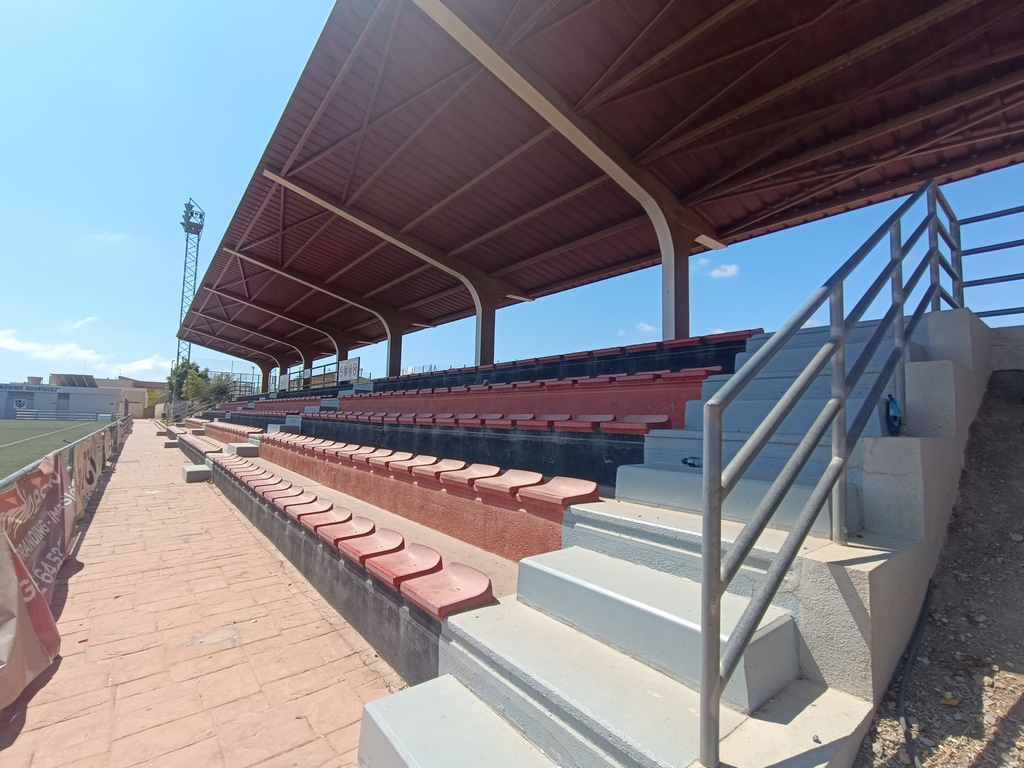 Campo municipal de fútbol Jerónimo Rodríguez / Pistas de pádel