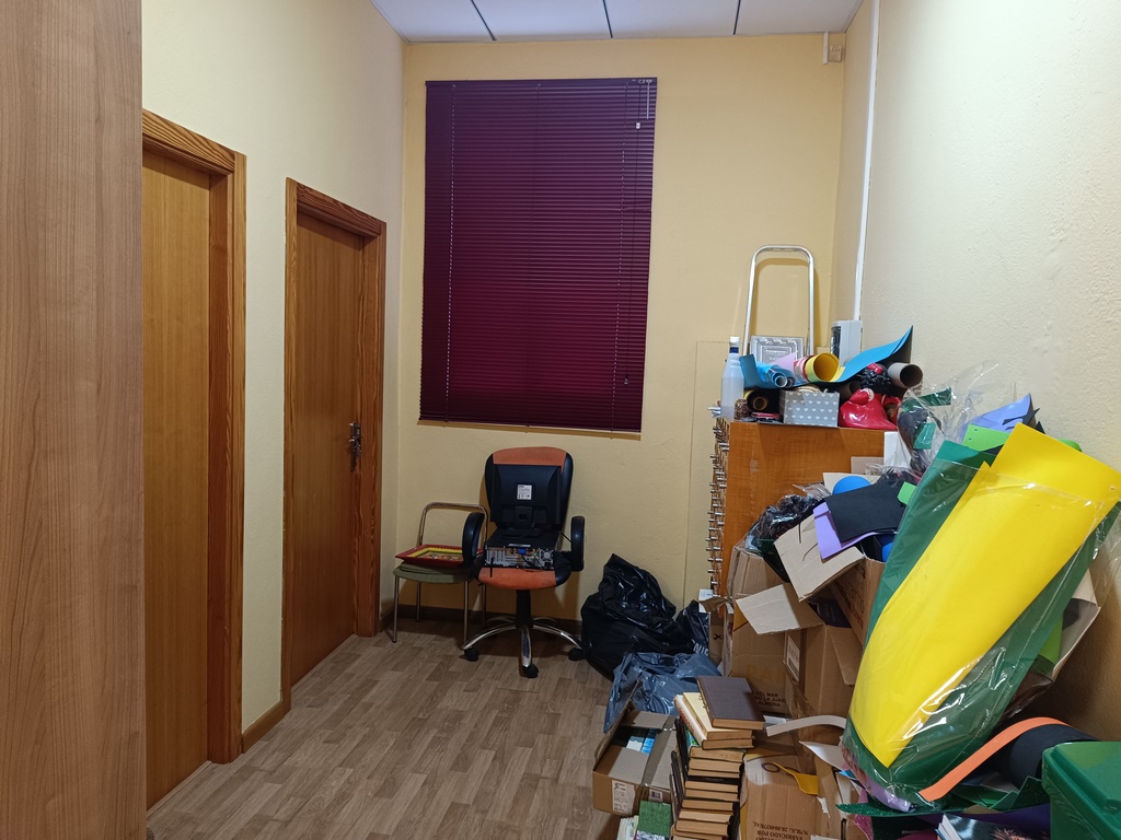 Biblioteca municipal y sala de baile