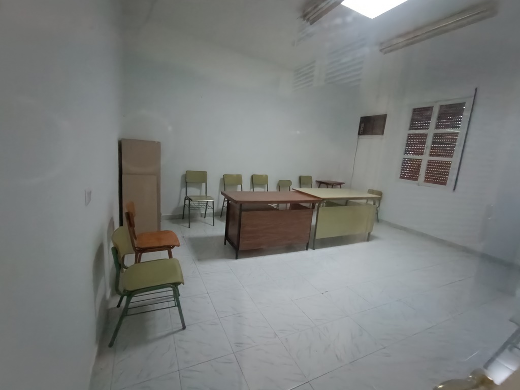 Biblioteca municipal y sala de baile