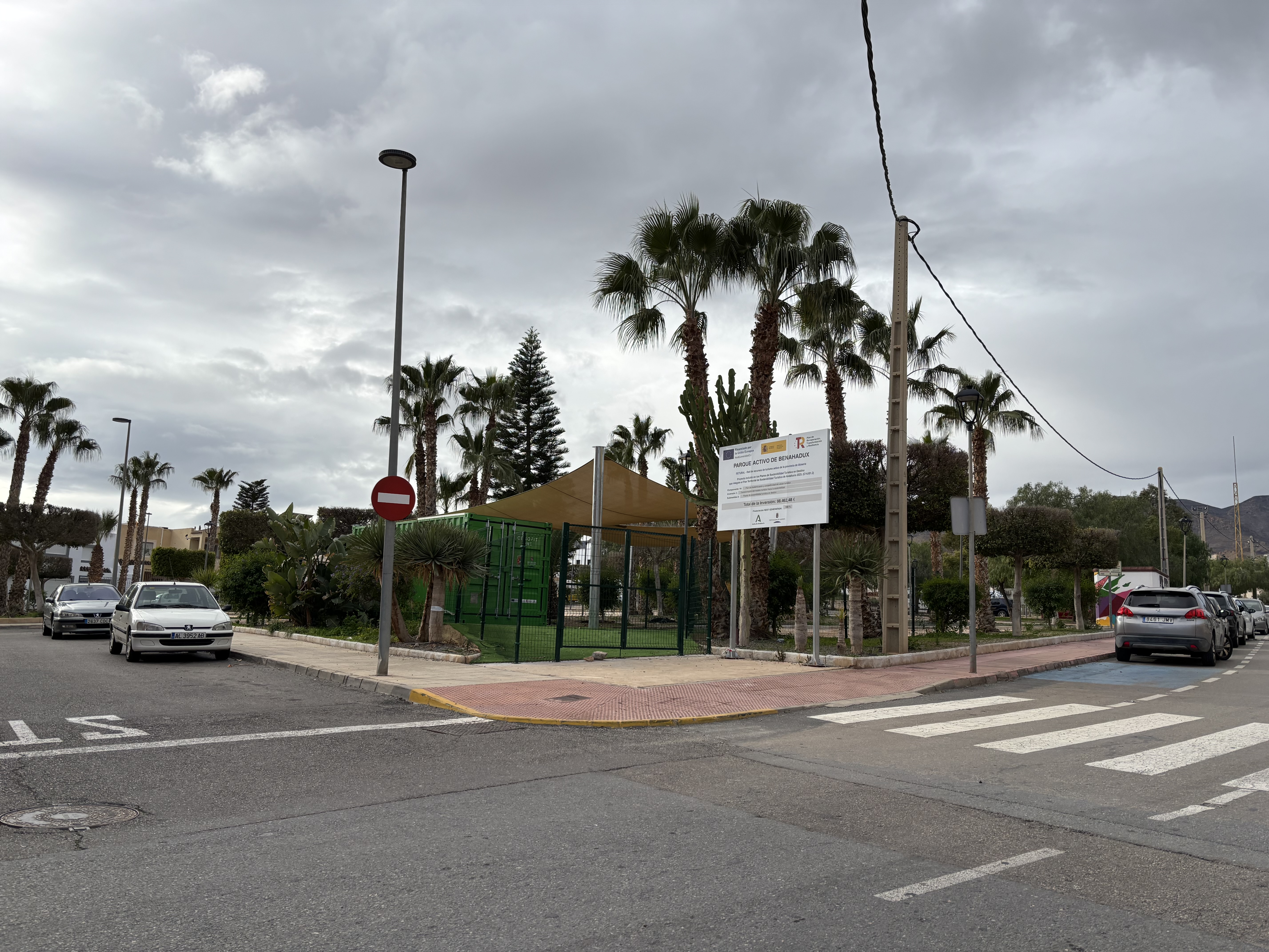 CuboFit y vallado perimetral en Plaza de la Mujer