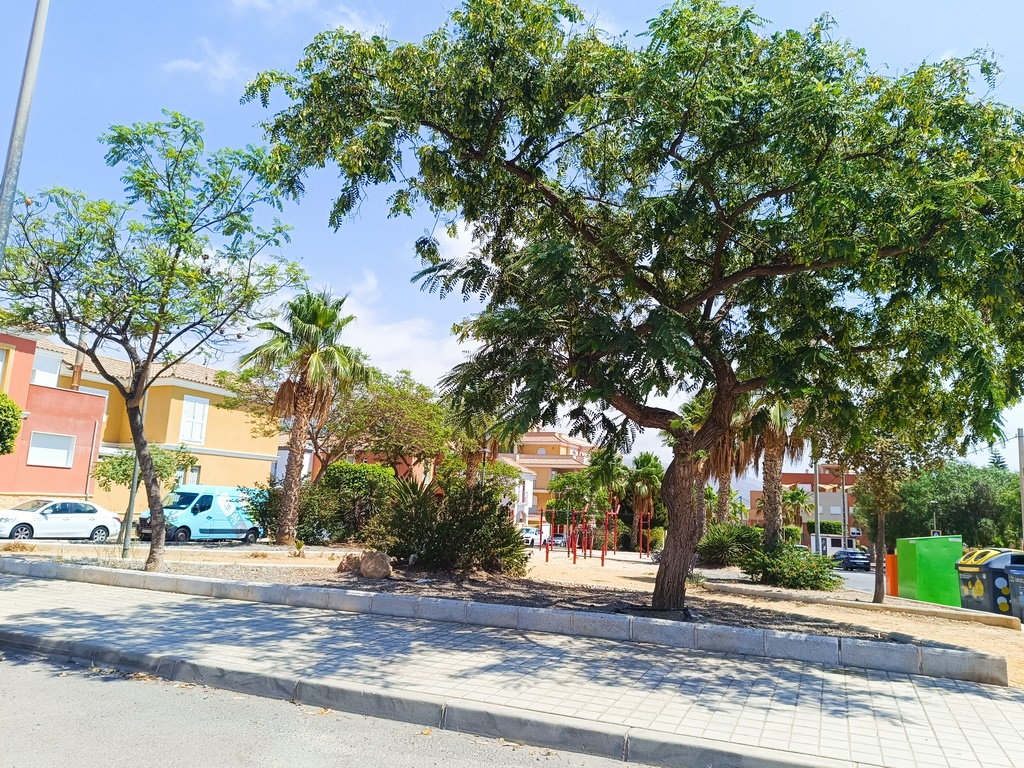 Zona verde C/ Picasso